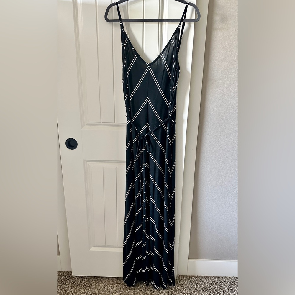 Loft Plus Striped Black White Spaghetti Strap Maxi Dress with Waist Tie Size 16